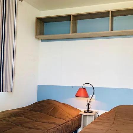 Holiday home Mobil-home Cosy Avec Terrasse Au Bord De L'etang De Parroy, Ideal Pour Familles Et Amateurs De Nature Et Loisirs - Fr-1-584-307 Bures (Meurthe-et-Moselle)